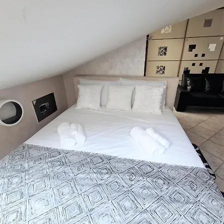 - Le Terrazze Palace Apartment *